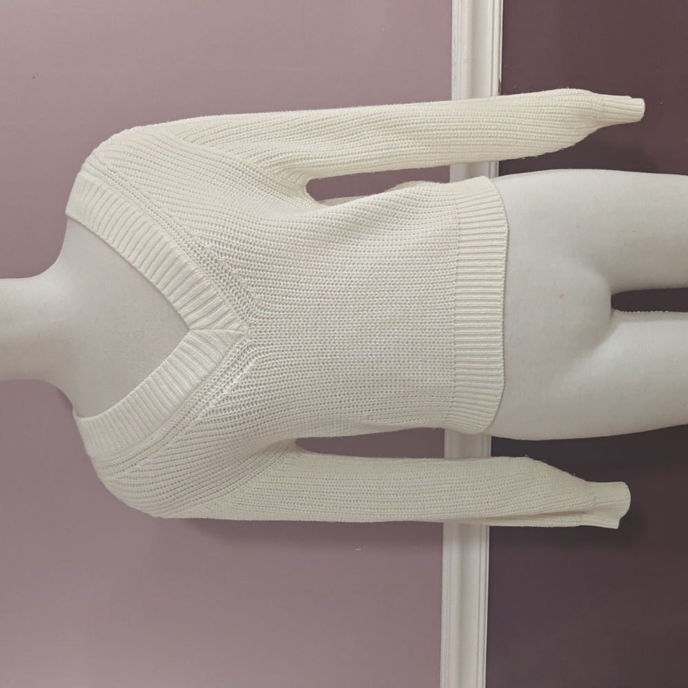 H&M Divided Cream Ribbed Sweater
